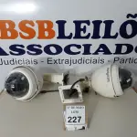 LOTE 227 - 02 CÂMERAS DOME MARCA INTELBRAS. (NO ESTADO) ATENÇÃO! FAZER A VISITAÇÃO ANTES DE ARREMATAR, NÃO SABEMOS SE FUNCIONA. LEILÃO NÃO TEM GARANTIA E NEM DEVOLUÇÃO, SUJEITO A POSSÍVEIS AVARIAS VISÍVEIS/OCULTAS E/OU AUSÊNCIA DE COMPONENTES.