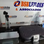 LOTE 082 - 01 APOIO PARA PÉS FONTE, TRIPÉ E 01 UMIDIFICADOR. (NO ESTADO EM QUE SE ENCONTRA. SUJEITO A AVARIAS OCULTAS/VISÍVEIS.)