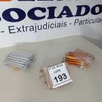LOTE 193 - 100 CANETAS PARA BRINDE. (NO ESTADO) ATENÇÃO! FAZER A VISITAÇÃO ANTES DE ARREMATAR, NÃO SABEMOS SE FUNCIONA. LEILÃO NÃO TEM GARANTIA E NEM DEVOLUÇÃO, SUJEITO A POSSÍVEIS AVARIAS VISÍVEIS/OCULTAS E/OU AUSÊNCIA DE COMPONENTES.