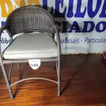 LOTE 046 - 01 CADEIRA JARDIM.  (NO ESTADO EM QUE SE ENCONTRA. SUJEITO A AVARIAS OCULTAS/VISÍVEIS.)  AV9974N