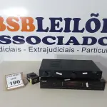 LOTE 196 - 01 AMPLIFICADOR CREEK, 01 TURNER TEAC E 01 SELETOR DE ALTO FALANTE RADIO SHACK. (NO ESTADO) ATENÇÃO! FAZER A VISITAÇÃO ANTES DE ARREMATAR, NÃO SABEMOS SE FUNCIONA. LEILÃO NÃO TEM GARANTIA E NEM DEVOLUÇÃO, SUJEITO A POSSÍVEIS AVARIAS VISÍVEIS/OCULTAS E/OU AUSÊNCIA DE COMPONENTES.