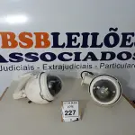 LOTE 227 - 02 CÂMERAS DOME MARCA INTELBRAS. (NO ESTADO) ATENÇÃO! FAZER A VISITAÇÃO ANTES DE ARREMATAR, NÃO SABEMOS SE FUNCIONA. LEILÃO NÃO TEM GARANTIA E NEM DEVOLUÇÃO, SUJEITO A POSSÍVEIS AVARIAS VISÍVEIS/OCULTAS E/OU AUSÊNCIA DE COMPONENTES.