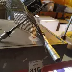 LOTE 315 - 01 QUADRO ELÉTRICO E 01 ANTENA VIA A RÁDIO.  (NO ESTADO) ATENÇÃO! FAZER A VISITAÇÃO ANTES DE ARREMATAR, NÃO SABEMOS SE FUNCIONA. LEILÃO NÃO TEM GARANTIA E NEM DEVOLUÇÃO, SUJEITO A POSSÍVEIS AVARIAS VISÍVEIS/OCULTAS E/OU AUSÊNCIA DE COMPONENTES.