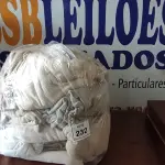 LOTE 232 - 10 COLCHAS DE CAMA DE CASAL. (NO ESTADO EM QUE SE ENCONTRA. SUJEITO A AVARIAS OCULTAS/VISÍVEIS.)