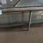 LOTE 330 - 01 BANCADA EM INOX. (NO ESTADO EM QUE SE ENCONTRA. SUJEITO A AVARIAS OCULTAS/VISÍVEIS.)