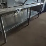 LOTE 330 - 01 BANCADA EM INOX. (NO ESTADO EM QUE SE ENCONTRA. SUJEITO A AVARIAS OCULTAS/VISÍVEIS.)