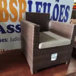 LOTE 217 - 01 CADEIRA DE JARDIM. (NO ESTADO EM QUE SE ENCONTRA. SUJEITO A AVARIAS OCULTAS/VISÍVEIS.) BH1552G
