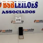 LOTE 310 - 01 IPHONE CD00010511960. (NO ESTADO EM QUE SE ENCONTRA. SUJEITO A AVARIAS OCULTAS/VISÍVEIS.)