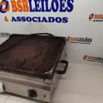 LOTE 221 - 01 CHAPA. (GRILL). (NO ESTADO EM QUE SE ENCONTRA. SUJEITO A AVARIAS OCULTAS/VISÍVEIS.) AV9731Y