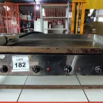 LOTE 182 - 01 CHAPA ELÉCTRICA GRILL. (CHAPA) ELÉTRICA TRIFÁSICO (NO ESTADO EM QUE SE ENCONTRA. SUJEITO A AVARIAS OCULTAS/VISÍVEIS.) AV9731Y
