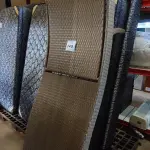 LOTE 240 - 01 CADEIRA DE JARDIM (ESPREGUIÇADEIRA). (NO ESTADO EM QUE SE ENCONTRA. SUJEITO A AVARIAS OCULTAS/VISÍVEIS.) BH1525T