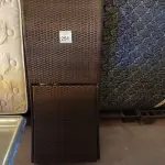 LOTE 251 - 01 CADEIRA DE JARDIM (ESPREGUIÇADEIRA). (NO ESTADO EM QUE SE ENCONTRA. SUJEITO A AVARIAS OCULTAS/VISÍVEIS.) BH1647U