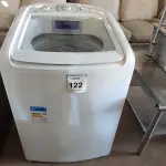 LOTE 122 - 01 LAVA ROUPA ELECTROLUX 15KG 220VOLTS. (NO ESTADO EM QUE SE ENCONTRA. SUJEITO A AVARIAS OCULTAS/VISÍVEIS.) BF8670W