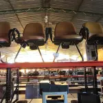 LOTE 102 - 06 CADEIRAS PARA ESCRITÓRIO PÉS FIXOS. (NO ESTADO) ATENÇÃO! FAZER A VISITAÇÃO ANTES DE ARREMATAR, NÃO SABEMOS SE FUNCIONA, LEILÃO NÃO TEM GARANTIA E NEM DEVOLUÇÃO, SUJEITO A POSSÍVEIS AVARIAS VISÍVEIS/OCULTAS E/OU AUSÊNCIA DE COMPONENTES.