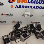 LOTE 009 - 10 LEITORES BIOMÉTRICOS. ATENÇÃO! FAZER A VISITAÇÃO ANTES DE ARREMATAR, NÃO SABEMOS SE FUNCIONA, LEILÃO NÃO TEM GARANTIA E NEM DEVOLUÇÃO, SUJEITO A POSSÍVEIS AVARIAS VISÍVEIS/OCULTAS E/OU AUSÊNCIA DE COMPONENTES.