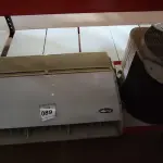 LOTE 089 - 01 CONDENSADORA E 01 EVAPORADORA DE AR. (NO ESTADO) ATENÇÃO! FAZER A VISITAÇÃO ANTES DE ARREMATAR, NÃO SABEMOS SE FUNCIONA, LEILÃO NÃO TEM GARANTIA E NEM DEVOLUÇÃO, SUJEITO A POSSÍVEIS AVARIAS VISÍVEIS/OCULTAS E/OU AUSÊNCIA DE COMPONENTES.