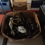 LOTE 176 - 01 LOTE COM CABOS DE CONEXÃO DIVERSOS. (NO ESTADO) ATENÇÃO! FAZER A VISITAÇÃO ANTES DE ARREMATAR, NÃO SABEMOS SE FUNCIONA, LEILÃO NÃO TEM GARANTIA E NEM DEVOLUÇÃO, SUJEITO A POSSÍVEIS AVARIAS VISÍVEIS/OCULTAS E/OU AUSÊNCIA DE COMPONENTES.