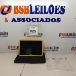 LOTE 025 - 01 TABLET SEM FONTE COM CASE MARCA POSITIVO. ATENÇÃO! FAZER A VISITAÇÃO ANTES DE ARREMATAR, NÃO SABEMOS SE FUNCIONA, LEILÃO NÃO TEM GARANTIA E NEM DEVOLUÇÃO, SUJEITO A POSSÍVEIS AVARIAS VISÍVEIS/OCULTAS E/OU AUSÊNCIA DE COMPONENTES.