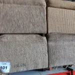 LOTE 101 - 04 PUFFS. (NO ESTADO) ATENÇÃO! FAZER A VISITAÇÃO ANTES DE ARREMATAR, NÃO SABEMOS SE FUNCIONA, LEILÃO NÃO TEM GARANTIA E NEM DEVOLUÇÃO, SUJEITO A POSSÍVEIS AVARIAS VISÍVEIS/OCULTAS E/OU AUSÊNCIA DE COMPONENTES.