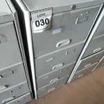 LOTE 030 - 01 ARQUIVO DE AÇO 04 GAVETAS. (NO ESTADO) ATENÇÃO! FAZER A VISITAÇÃO ANTES DE ARREMATAR, NÃO SABEMOS SE FUNCIONA, LEILÃO NÃO TEM GARANTIA E NEM DEVOLUÇÃO, SUJEITO A POSSÍVEIS AVARIAS VISÍVEIS/OCULTAS E/OU AUSÊNCIA DE COMPONENTES.