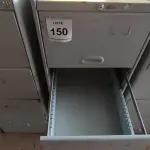 LOTE 150 - 01 ARQUIVO DE AÇO 04 GAVETAS. (NO ESTADO) ATENÇÃO! FAZER A VISITAÇÃO ANTES DE ARREMATAR, NÃO SABEMOS SE FUNCIONA, LEILÃO NÃO TEM GARANTIA E NEM DEVOLUÇÃO, SUJEITO A POSSÍVEIS AVARIAS VISÍVEIS/OCULTAS E/OU AUSÊNCIA DE COMPONENTES.