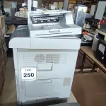 LOTE 250 - 01 IMPRESSORA MULTIFUNCIONAL 6555NX MARCA SAMSUNG. (NO ESTADO) ATENÇÃO! FAZER A VISITAÇÃO ANTES DE ARREMATAR, NÃO SABEMOS SE FUNCIONA, LEILÃO NÃO TEM GARANTIA E NEM DEVOLUÇÃO, SUJEITO A POSSÍVEIS AVARIAS VISÍVEIS/OCULTAS E/OU AUSÊNCIA DE COMPONENTES.