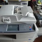 LOTE 250 - 01 IMPRESSORA MULTIFUNCIONAL 6555NX MARCA SAMSUNG. (NO ESTADO) ATENÇÃO! FAZER A VISITAÇÃO ANTES DE ARREMATAR, NÃO SABEMOS SE FUNCIONA, LEILÃO NÃO TEM GARANTIA E NEM DEVOLUÇÃO, SUJEITO A POSSÍVEIS AVARIAS VISÍVEIS/OCULTAS E/OU AUSÊNCIA DE COMPONENTES.