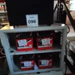 LOTE 096 - 01 NOBREAK MARCA LACERDA E 01 BANCO DE BATERIAS COM 04 BATERIAS. (NO ESTADO) ATENÇÃO! FAZER A VISITAÇÃO ANTES DE ARREMATAR, NÃO SABEMOS SE FUNCIONA, LEILÃO NÃO TEM GARANTIA E NEM DEVOLUÇÃO, SUJEITO A POSSÍVEIS AVARIAS VISÍVEIS/OCULTAS E/OU AUSÊNCIA DE COMPONENTES.