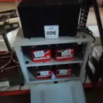 LOTE 096 - 01 NOBREAK MARCA LACERDA E 01 BANCO DE BATERIAS COM 04 BATERIAS. (NO ESTADO) ATENÇÃO! FAZER A VISITAÇÃO ANTES DE ARREMATAR, NÃO SABEMOS SE FUNCIONA, LEILÃO NÃO TEM GARANTIA E NEM DEVOLUÇÃO, SUJEITO A POSSÍVEIS AVARIAS VISÍVEIS/OCULTAS E/OU AUSÊNCIA DE COMPONENTES.