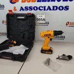LOTE 065 - 01 PARAFUSADEIRA 48V COM DUAS BATERIAS E ADAPTADOR CORTADOR DE CHAPA COM MALETA  (NOVO) (NO ESTADO) ATENÇÃO! FAZER A VISITAÇÃO ANTES DE ARREMATAR, NÃO SABEMOS SE FUNCIONA. LEILÃO NÃO TEM GARANTIA E NEM DEVOLUÇÃO, SUJEITO A POSSÍVEIS AVARIAS VISÍVEIS/OCULTAS E/OU AUSÊNCIA DE COMPONENTES.