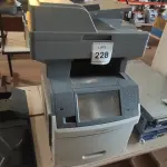 LOTE 228 - 01 IMPRESSORA MULTIFUNCIONAL X656DE MARCA LEXMARK. (NO ESTADO) ATENÇÃO! FAZER A VISITAÇÃO ANTES DE ARREMATAR, NÃO SABEMOS SE FUNCIONA, LEILÃO NÃO TEM GARANTIA E NEM DEVOLUÇÃO, SUJEITO A POSSÍVEIS AVARIAS VISÍVEIS/OCULTAS E/OU AUSÊNCIA DE COMPONENTES.