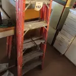 LOTE 152 - 01 ESCADA TESOURA. (NO ESTADO) ATENÇÃO! FAZER A VISITAÇÃO ANTES DE ARREMATAR, NÃO SABEMOS SE FUNCIONA, LEILÃO NÃO TEM GARANTIA E NEM DEVOLUÇÃO, SUJEITO A POSSÍVEIS AVARIAS VISÍVEIS/OCULTAS E/OU AUSÊNCIA DE COMPONENTES.