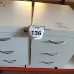LOTE 136 - 02 GAVETEIROS DE ESCRITÓRIO. (NO ESTADO) ATENÇÃO! FAZER A VISITAÇÃO ANTES DE ARREMATAR, NÃO SABEMOS SE FUNCIONA, LEILÃO NÃO TEM GARANTIA E NEM DEVOLUÇÃO, SUJEITO A POSSÍVEIS AVARIAS VISÍVEIS/OCULTAS E/OU AUSÊNCIA DE COMPONENTES.