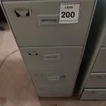 LOTE 200 - 01 ARQUIVO DE AÇO 04 GAVETAS. (NO ESTADO) ATENÇÃO! FAZER A VISITAÇÃO ANTES DE ARREMATAR, NÃO SABEMOS SE FUNCIONA, LEILÃO NÃO TEM GARANTIA E NEM DEVOLUÇÃO, SUJEITO A POSSÍVEIS AVARIAS VISÍVEIS/OCULTAS E/OU AUSÊNCIA DE COMPONENTES.