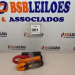 LOTE 061 - 05 MULTÍMETROS MODELOS DIVERSOS. (NO ESTADO) ATENÇÃO! FAZER A VISITAÇÃO ANTES DE ARREMATAR, NÃO SABEMOS SE FUNCIONA, LEILÃO NÃO TEM GARANTIA E NEM DEVOLUÇÃO, SUJEITO A POSSÍVEIS AVARIAS VISÍVEIS/OCULTAS E/OU AUSÊNCIA DE COMPONENTES.