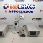 LOTE 082 - 02 CÂMERAS DE VÍDEO AXIS P1343-E, 01 SUPORTE PARA CÂMERAS E 01 CÂMERA DE SEGURANÇA IR30 MARCA MULTITOC. (NO ESTADO) ATENÇÃO! FAZER A VISITAÇÃO ANTES DE ARREMATAR, NÃO SABEMOS SE FUNCIONA, LEILÃO NÃO TEM GARANTIA E NEM DEVOLUÇÃO, SUJEITO A POSSÍVEIS AVARIAS VISÍVEIS/OCULTAS E/OU AUSÊNCIA DE COMPONENTES.