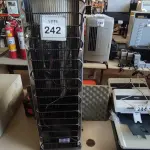 LOTE 242 - 01 BEBEDOURO PARA GARRAFÃO INOX MARCA LIBEL. (NO ESTADO) ATENÇÃO! FAZER A VISITAÇÃO ANTES DE ARREMATAR, NÃO SABEMOS SE FUNCIONA, LEILÃO NÃO TEM GARANTIA E NEM DEVOLUÇÃO, SUJEITO A POSSÍVEIS AVARIAS VISÍVEIS/OCULTAS E/OU AUSÊNCIA DE COMPONENTES.