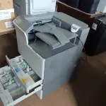 LOTE 249 - 01 IMPRESSORA MULTIFUNCIONAL COLORIDA C950DE MARCA LEXMARK. (NO ESTADO) ATENÇÃO! FAZER A VISITAÇÃO ANTES DE ARREMATAR, NÃO SABEMOS SE FUNCIONA, LEILÃO NÃO TEM GARANTIA E NEM DEVOLUÇÃO, SUJEITO A POSSÍVEIS AVARIAS VISÍVEIS/OCULTAS E/OU AUSÊNCIA DE COMPONENTES.