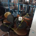 LOTE 364 - 05 CADEIRAS DE ESCRITÓRIO GIRATÓRIAS DIVERSAS. (NO ESTADO) ATENÇÃO! FAZER A VISITAÇÃO ANTES DE ARREMATAR, NÃO SABEMOS SE FUNCIONA. LEILÃO NÃO TEM GARANTIA E NEM DEVOLUÇÃO, SUJEITO A POSSÍVEIS AVARIAS VISÍVEIS/OCULTAS E/OU AUSÊNCIA DE COMPONENTES.