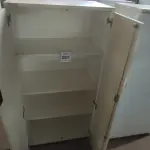 LOTE 297 - 01 ARMÁRIO ALTO PRA ESCRITÓRIO COM 2 PORTAS E 2 COMPARTIMENTOS. (NO ESTADO) ATENÇÃO! FAZER A VISITAÇÃO ANTES DE ARREMATAR, NÃO SABEMOS SE FUNCIONA, LEILÃO NÃO TEM GARANTIA E NEM DEVOLUÇÃO, SUJEITO A POSSÍVEIS AVARIAS VISÍVEIS/OCULTAS E/OU AUSÊNCIA DE COMPONENTES.