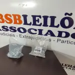 01 LOTE COM GRANDE QUANTIDADE DE PARAFUSOS E PORCAS. (NO ESTADO) ATENÇÃO! FAZER A VISITAÇÃO ANTES DE ARREMATAR, NÃO SABEMOS SE FUNCIONA, LEILÃO NÃO TEM GARANTIA E NEM DEVOLUÇÃO, SUJEITO A POSSÍVEIS AVARIAS VISÍVEIS/OCULTAS E/OU AUSÊNCIA DE COMPONENTES.