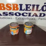 LOTE 175 - 02 LATAS DE ESMALTE SINTÉTICO 3,6L CADA NAS CORES BRILHANTE CAMURÇA MARCA GLASURIT. (NO ESTADO) ATENÇÃO! FAZER A VISITAÇÃO ANTES DE ARREMATAR, NÃO SABEMOS SE FUNCIONA, LEILÃO NÃO TEM GARANTIA E NEM DEVOLUÇÃO, SUJEITO A POSSÍVEIS AVARIAS VISÍVEIS/OCULTAS E/OU AUSÊNCIA DE COMPONENTES.