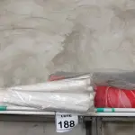 LOTE 188 - 02 SECADORES DE ROUPA, 05 ROLOS DE TELAS MOSQUETEIRO E 08 VEDA PORTAS. (NO ESTADO) ATENÇÃO! FAZER A VISITAÇÃO ANTES DE ARREMATAR, NÃO SABEMOS SE FUNCIONA, LEILÃO NÃO TEM GARANTIA E NEM DEVOLUÇÃO, SUJEITO A POSSÍVEIS AVARIAS VISÍVEIS/OCULTAS E/OU AUSÊNCIA DE COMPONENTES.