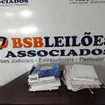01 LOTE COM VÁRIAS LUMINÁRIAS PAINEL DE LED TAMANHOS E MODELOS DIVERSOS. (NO ESTADO) ATENÇÃO! FAZER A VISITAÇÃO ANTES DE ARREMATAR, NÃO SABEMOS SE FUNCIONA, LEILÃO NÃO TEM GARANTIA E NEM DEVOLUÇÃO, SUJEITO A POSSÍVEIS AVARIAS VISÍVEIS/OCULTAS E/OU AUSÊNCIA DE COMPONENTES.