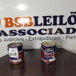 LOTE 215 - 02 LATAS DE TINTA MARCA CORAL ESMALTE SINTÉTICO, PARA MADEIRA E METAL, NAS CORES ACETINADO E BRILHANTE COM 3,2L CADA. (NO ESTADO) ATENÇÃO! FAZER A VISITAÇÃO ANTES DE ARREMATAR, NÃO SABEMOS SE FUNCIONA, LEILÃO NÃO TEM GARANTIA E NEM DEVOLUÇÃO, SUJEITO A POSSÍVEIS AVARIAS VISÍVEIS/OCULTAS E/OU AUSÊNCIA DE COMPONENTES.