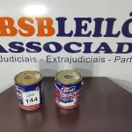LOTE 144 - 02 LATAS DE TINTA MARCA CORAL PARA ESMALTE SINTÉTICO, MADEIRA E METAL, NA COR AUTO BRILHO COM 3,2L CADA. (NO ESTADO) ATENÇÃO! FAZER A VISITAÇÃO ANTES DE ARREMATAR, NÃO SABEMOS SE FUNCIONA, LEILÃO NÃO TEM GARANTIA E NEM DEVOLUÇÃO, SUJEITO A POSSÍVEIS AVARIAS VISÍVEIS/OCULTAS E/OU AUSÊNCIA DE COMPONENTES.