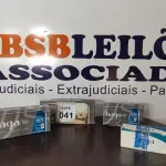 LOTE 041 - 04 FECHADURAS DE MARCAS E MODELOS DIVERSOS. (NO ESTADO) ATENÇÃO! FAZER A VISITAÇÃO ANTES DE ARREMATAR, NÃO SABEMOS SE FUNCIONA, LEILÃO NÃO TEM GARANTIA E NEM DEVOLUÇÃO, SUJEITO A POSSÍVEIS AVARIAS VISÍVEIS/OCULTAS E/OU AUSÊNCIA DE COMPONENTES.