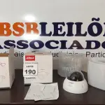 LOTE 190 - 02 CÂMERAS DOME MARCA AJHUA. (NO ESTADO) ATENÇÃO! FAZER A VISITAÇÃO ANTES DE ARREMATAR, NÃO SABEMOS SE FUNCIONA, LEILÃO NÃO TEM GARANTIA E NEM DEVOLUÇÃO, SUJEITO A POSSÍVEIS AVARIAS VISÍVEIS/OCULTAS E/OU AUSÊNCIA DE COMPONENTES.