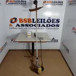 LOTE 347 - 01 ROÇADEIRA A GASOLINA COM AVARIAS. (NO ESTADO) ATENÇÃO! FAZER A VISITAÇÃO ANTES DE ARREMATAR, NÃO SABEMOS SE FUNCIONA. LEILÃO NÃO TEM GARANTIA E NEM DEVOLUÇÃO, SUJEITO A POSSÍVEIS AVARIAS VISÍVEIS/OCULTAS E/OU AUSÊNCIA DE COMPONENTES.