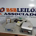 LOTE 335 - 01 HIGRÔMETRO, 01 PLACA DE AQUECIMENTO COM AGITADOR DIGITAL E 01 REFRATÔMETRO AUTOMÁTICO. (NO ESTADO) ATENÇÃO! FAZER A VISITAÇÃO ANTES DE ARREMATAR, NÃO SABEMOS SE FUNCIONA. LEILÃO NÃO TEM GARANTIA E NEM DEVOLUÇÃO, SUJEITO A POSSÍVEIS AVARIAS VISÍVEIS/OCULTAS E/OU AUSÊNCIA DE COMPONENTES.